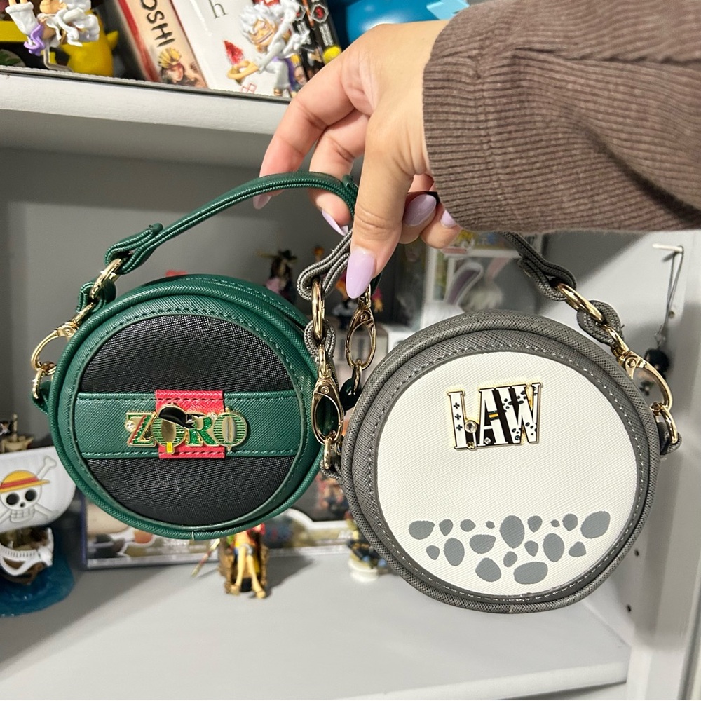 One Piece Anime Trafalgar Law Mini Bag - Picture 4 of 4